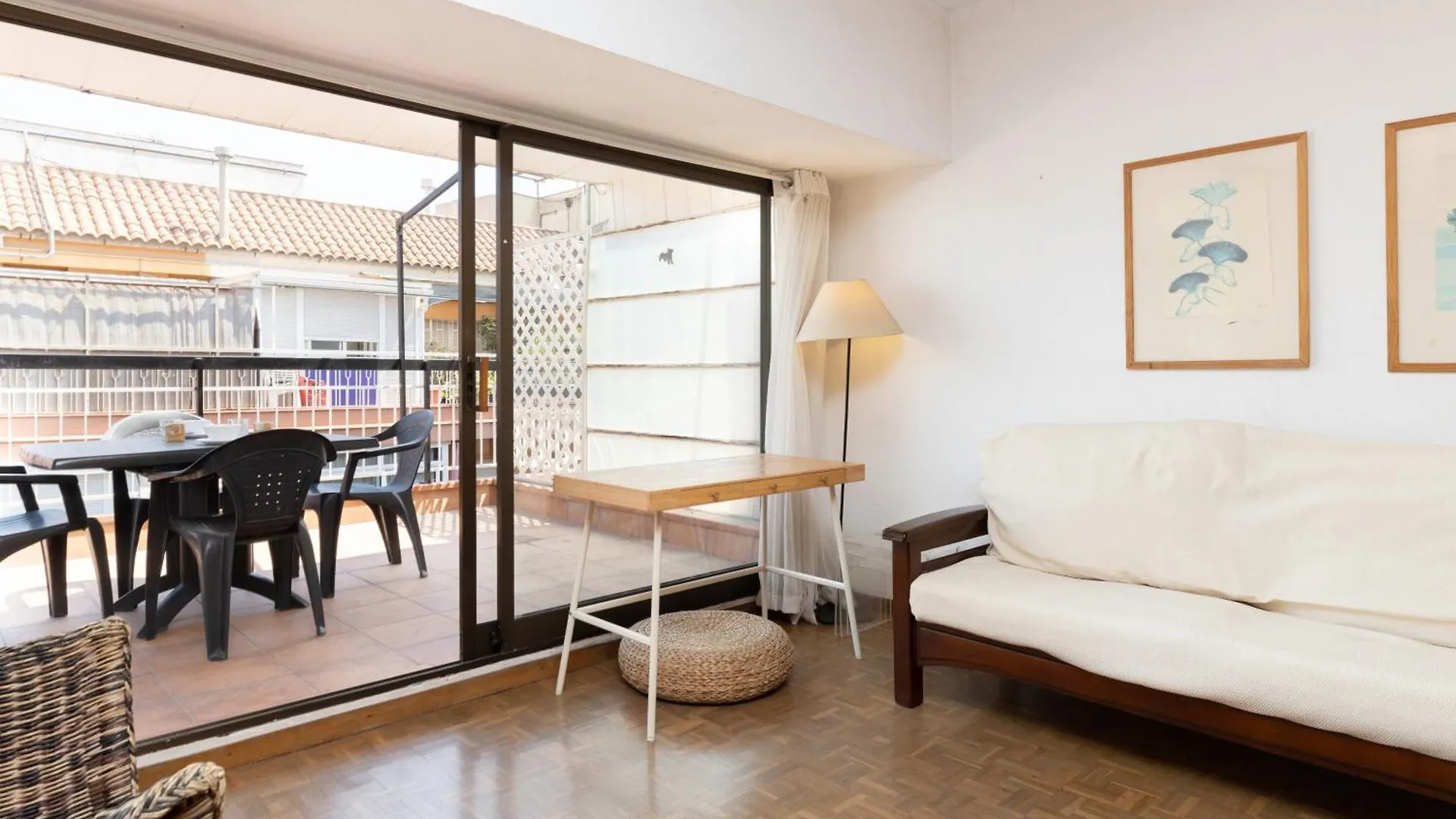 Apartment Aparteasy - Atic Sants Barcelona