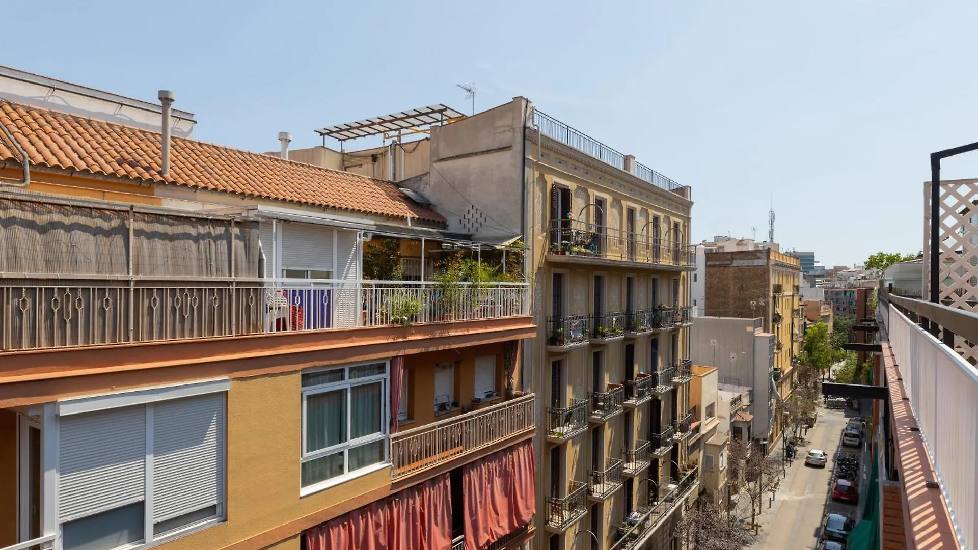 Apartment Aparteasy - Atic Sants Barcelona
